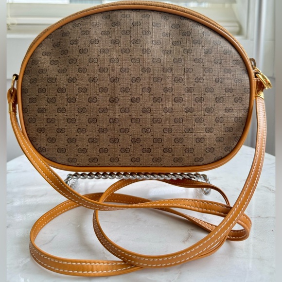 Gucci Bag - Picture 4 of 10